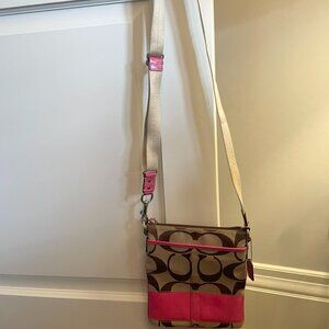Coach Signature Canvas Pink Crossbody